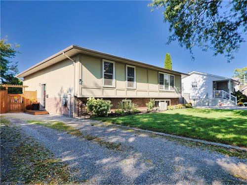 8 Barry Street, St. Catharines, ON - Outdoor With Deck Patio Veranda