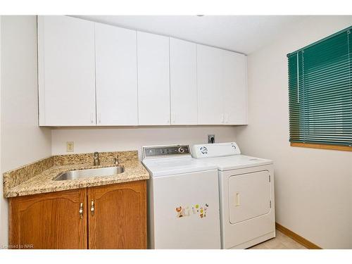 24 Bascary Crescent, St. Catharines, ON - Indoor Photo Showing Laundry Room