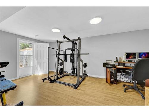 5 Longview Drive, Mount Hope, ON - Indoor Photo Showing Gym Room