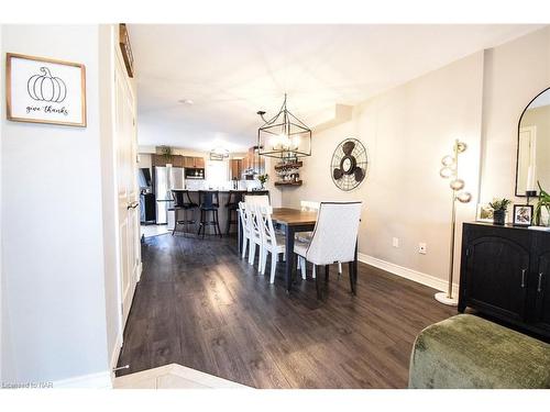 54 Juneberry Road, Thorold, ON - Indoor Photo Showing Dining Room