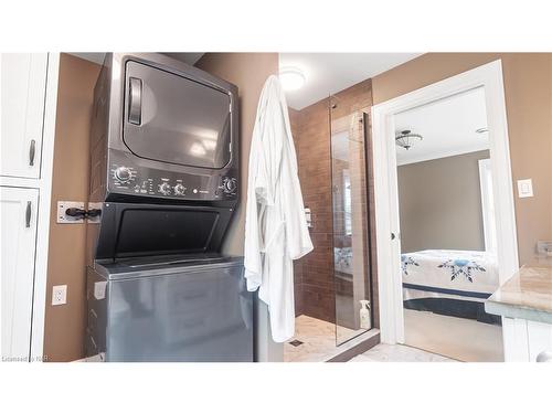 12 Salina Street Street, St. Catharines, ON - Indoor Photo Showing Laundry Room