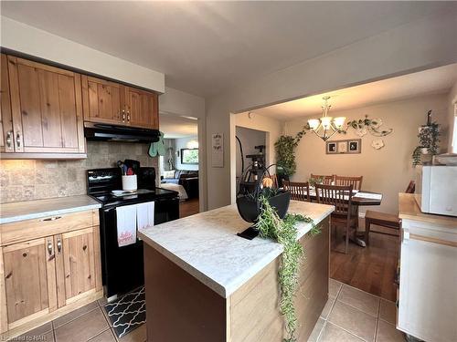 59 Graystone Crescent, Welland, ON - Indoor Photo Showing Kitchen