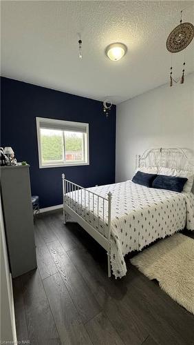 40 Sinclair Street Street, Dundalk, ON - Indoor Photo Showing Bedroom