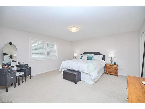 107 Napa Lane, Hamilton, ON - Indoor Photo Showing Bedroom