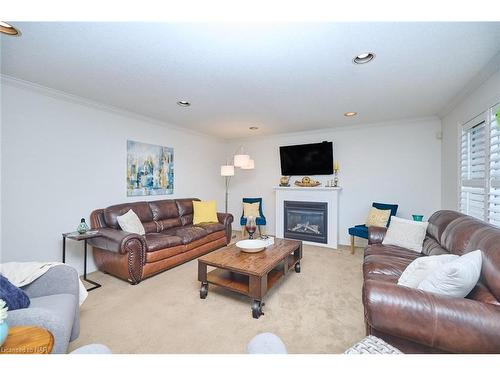 107 Napa Lane, Hamilton, ON - Indoor Photo Showing Living Room With Fireplace