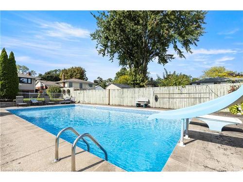 2978 St. Paul Avenue, Niagara Falls, ON - Outdoor With In Ground Pool With Backyard