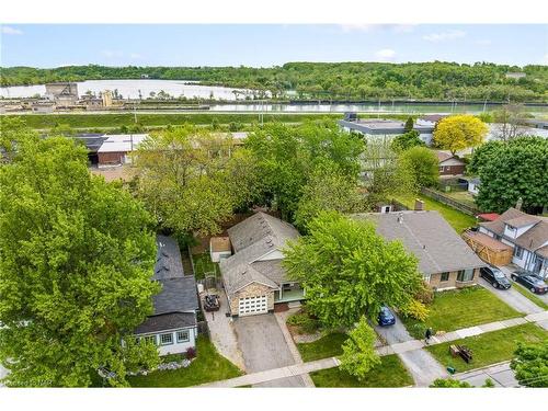 72 Chapel Street N, Thorold, ON - Outdoor With View