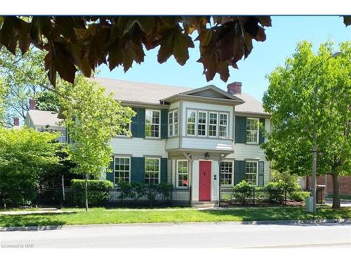 1-175 Queen Street, Niagara-On-The-Lake, ON - Outdoor With Facade