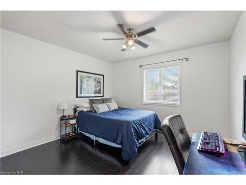 105 Dorothy Street, St. Catharines, ON - Indoor Photo Showing Bedroom