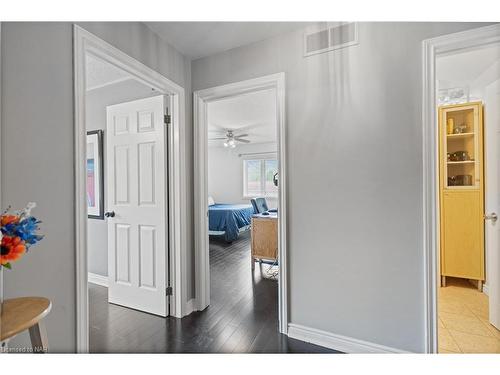 105 Dorothy Street, St. Catharines, ON - Indoor Photo Showing Other Room