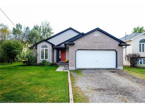 49 Biggar Road, Thorold, ON - Outdoor With Facade