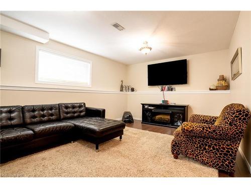 49 Biggar Road, Thorold, ON - Indoor Photo Showing Living Room With Fireplace