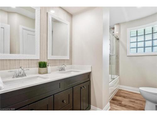 190 Lakeshore Road, St. Catharines, ON - Indoor Photo Showing Bathroom