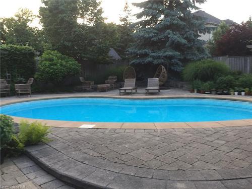 75 Kunda Park Boulevard, Fonthill, ON - Outdoor With In Ground Pool With Deck Patio Veranda With Backyard