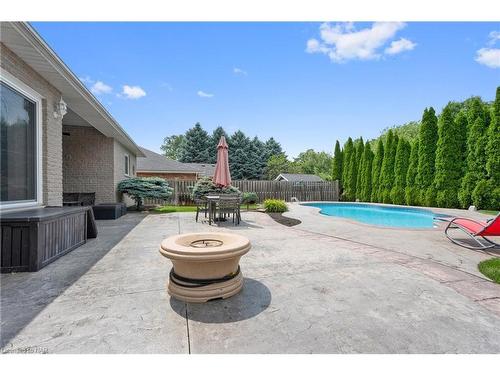 2663 Thompson Road, Niagara Falls, ON - Outdoor With In Ground Pool With Deck Patio Veranda