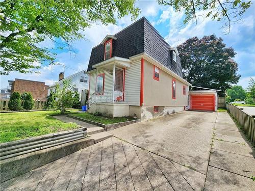 5958 Summer Street, Niagara Falls, ON - Outdoor