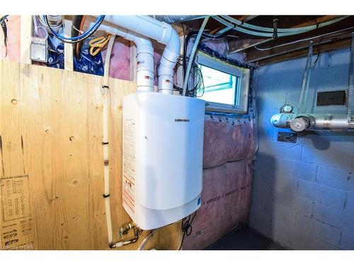 17 Parklane Crescent, St. Catharines, ON - Indoor Photo Showing Basement