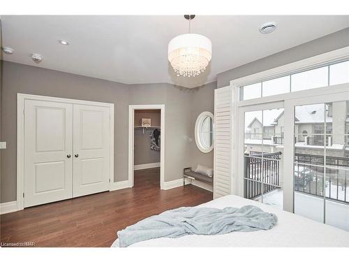 14 St Andrews Lane S, Niagara-On-The-Lake, ON - Indoor Photo Showing Bedroom