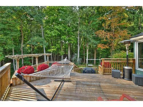 33 Berkwood Place, Fonthill, ON - Outdoor With Deck Patio Veranda With Exterior