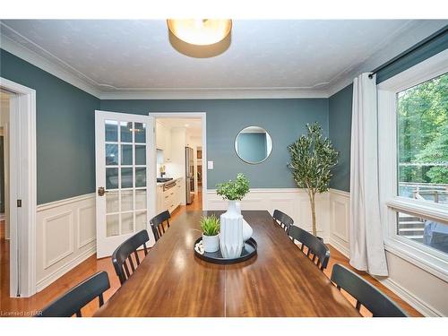 33 Berkwood Place, Fonthill, ON - Indoor Photo Showing Dining Room