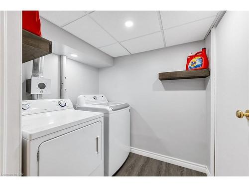 436 Bunting Road, St. Catharines, ON - Indoor Photo Showing Laundry Room