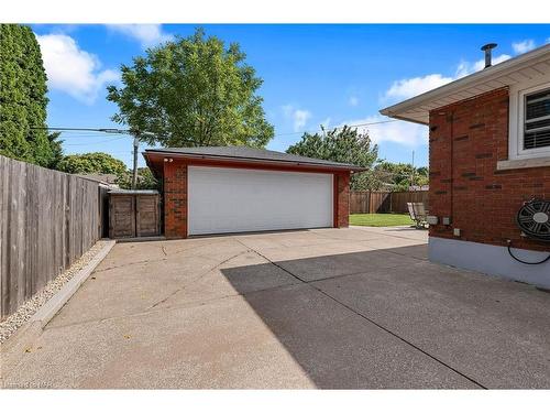 436 Bunting Road, St. Catharines, ON - Outdoor With Exterior