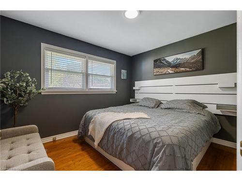 436 Bunting Road, St. Catharines, ON - Indoor Photo Showing Bedroom