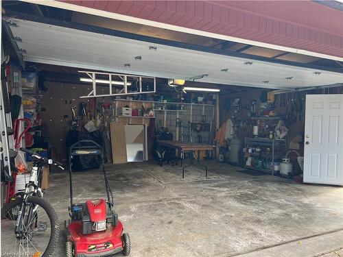 436 Bunting Road, St. Catharines, ON - Indoor Photo Showing Garage