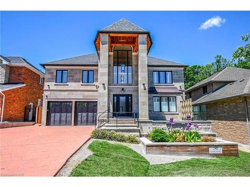 76 Adriatic Boulevard, Stoney Creek, ON - Outdoor With Facade