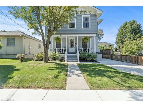 11 Shelley Avenue, St. Catharines, ON - Outdoor With Deck Patio Veranda With Facade