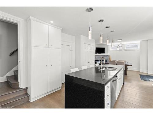 11 Shelley Avenue, St. Catharines, ON - Indoor Photo Showing Kitchen With Double Sink