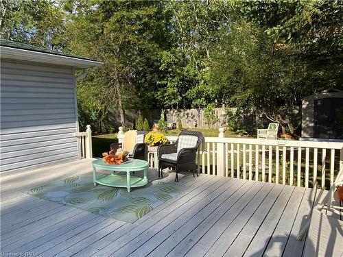 415 Washington Road, Fort Erie, ON - Outdoor With Deck Patio Veranda With Exterior