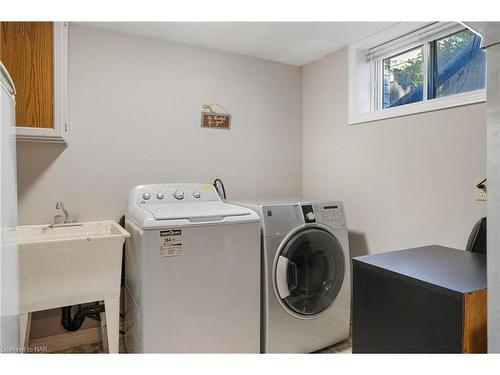 47 Beamer Avenue, St. Catharines, ON - Indoor Photo Showing Laundry Room