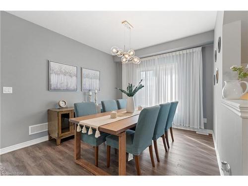 26 Crow Street Street, Welland, ON - Indoor Photo Showing Dining Room