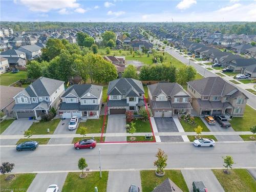 26 Crow Street Street, Welland, ON - Outdoor With Facade With View