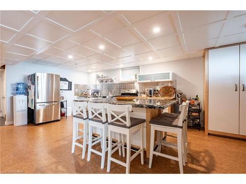 10417 Lakeshore Road, Wainfleet, ON - Indoor Photo Showing Dining Room