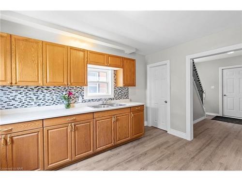 60 John Street, Welland, ON - Indoor Photo Showing Kitchen With Double Sink