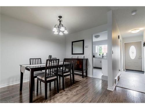 13-110 Silvan Drive, Welland, ON - Indoor Photo Showing Dining Room