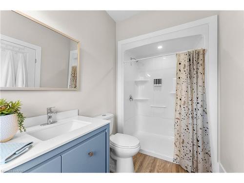 1030 Hansler Road, Welland, ON - Indoor Photo Showing Bathroom