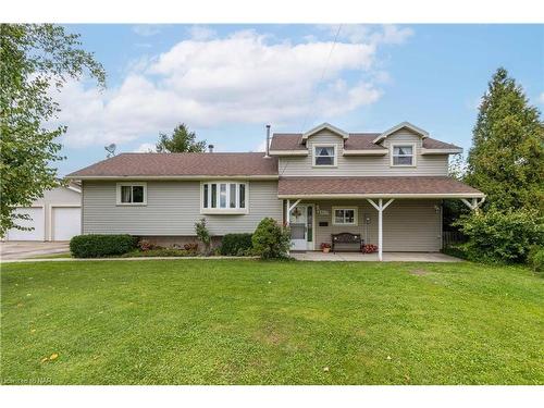 8115 Beaverdams Road, Niagara Falls, ON - Outdoor With Deck Patio Veranda With Facade