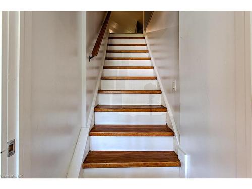 3732 Concord Avenue Avenue, Crystal Beach, ON - Indoor Photo Showing Other Room