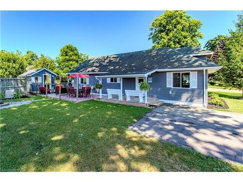 3732 Concord Avenue Avenue, Crystal Beach, ON - Outdoor With Facade