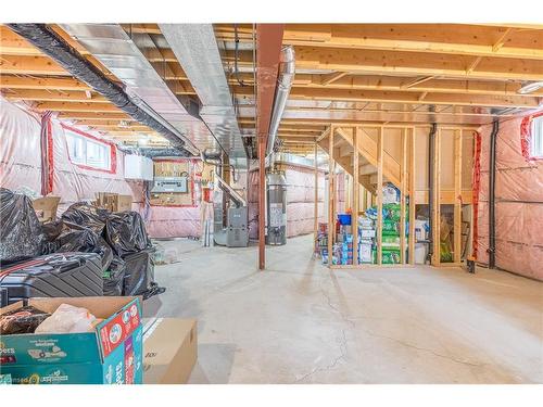 10 Bergenstein Crescent, Fonthill, ON - Indoor Photo Showing Basement