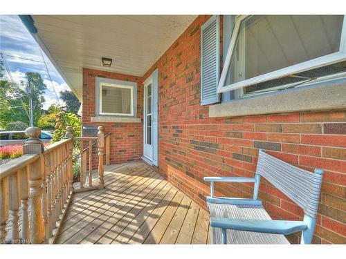 4491 Elmwood Avenue, Niagara Falls, ON - Outdoor With Deck Patio Veranda With Exterior