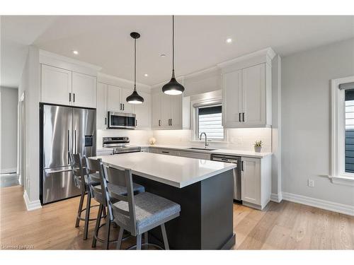 4-1849 Four Mile Creek Road, Niagara-On-The-Lake, ON - Indoor Photo Showing Kitchen With Upgraded Kitchen