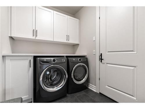 4-1849 Four Mile Creek Road, Niagara-On-The-Lake, ON - Indoor Photo Showing Laundry Room