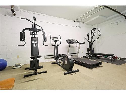 302-21 East Avenue S, Hamilton, ON - Indoor Photo Showing Gym Room