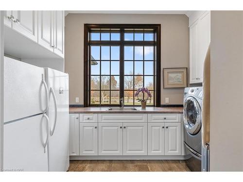 61830 Regional Road 27, Wainfleet, ON - Indoor Photo Showing Laundry Room