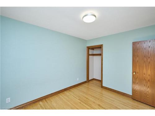 27 Walts Street, Welland, ON - Indoor Photo Showing Other Room