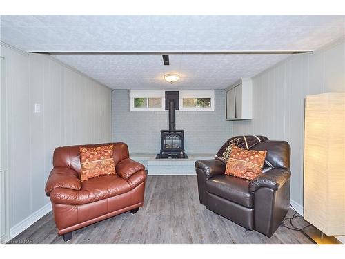 27 Walts Street, Welland, ON - Indoor Photo Showing Living Room With Fireplace